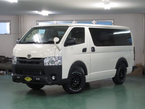 新車　ハイエースバン　S-GL LINE-Xカスタム画像